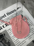 Collier mess