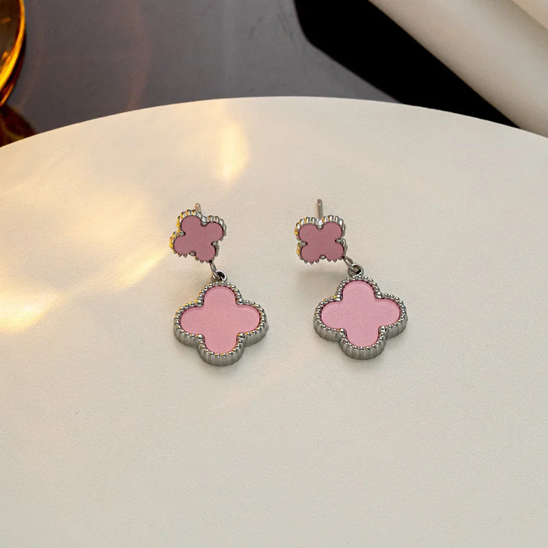 Boucle d'oreille double trèfles