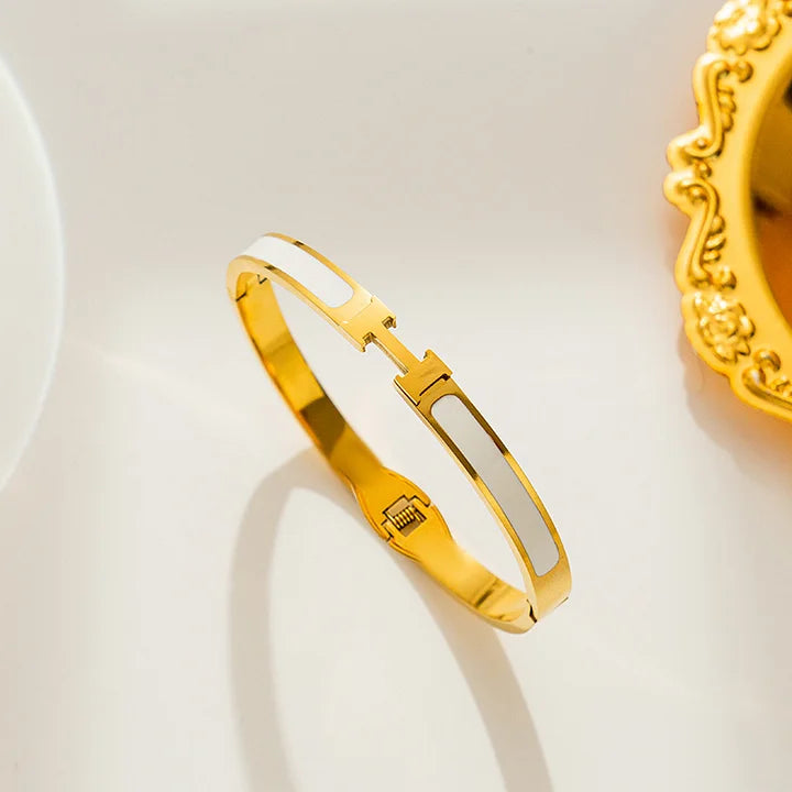 Bracelet H gold